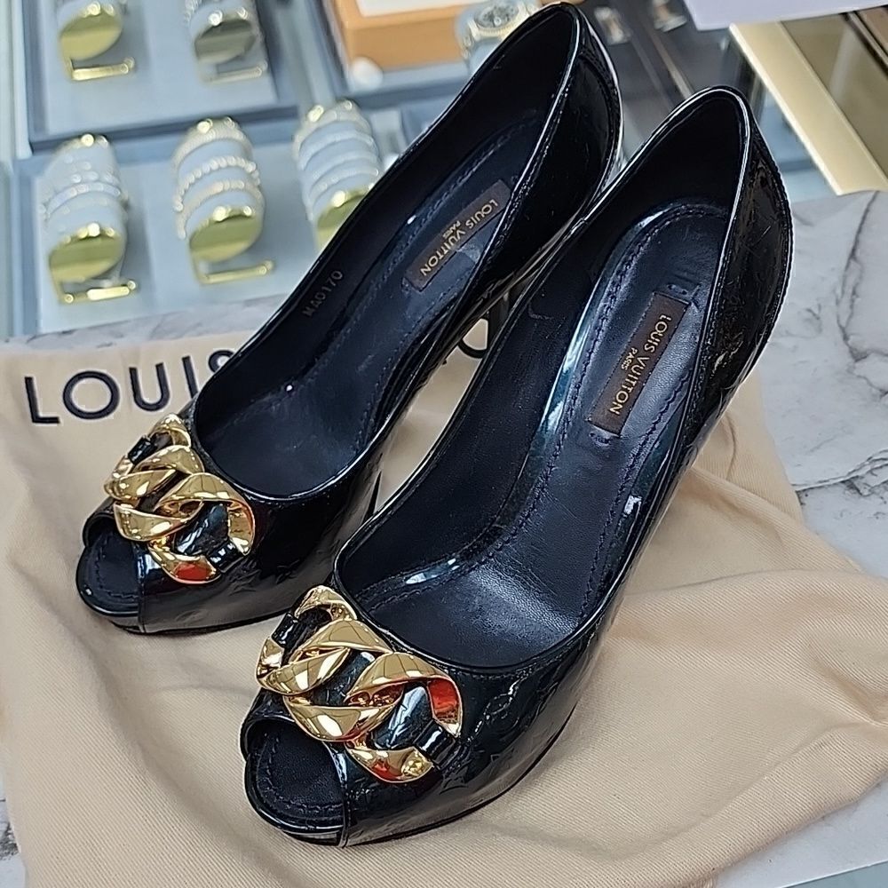 Authentic Louis Vuitton Green Vernis & Gold Peep Toe Pumps Heels shoes SZ 36